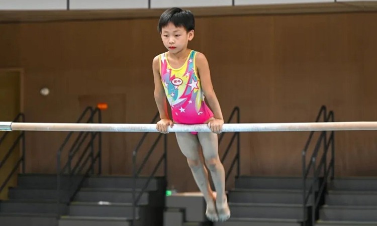 尤文客战埃因霍温首发预测：穆阿尼领衔，凯利取代萨沃纳