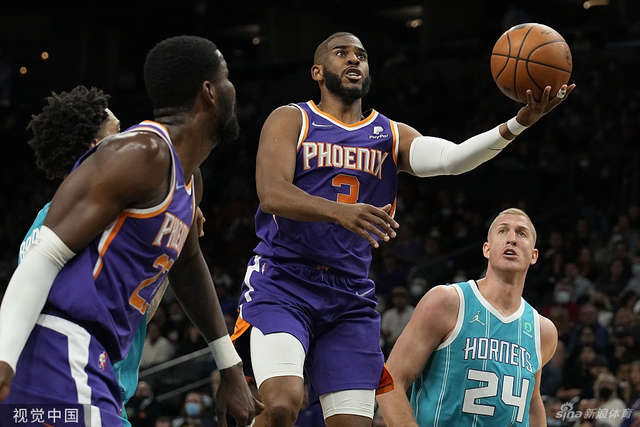 里不在场时 里不在场时